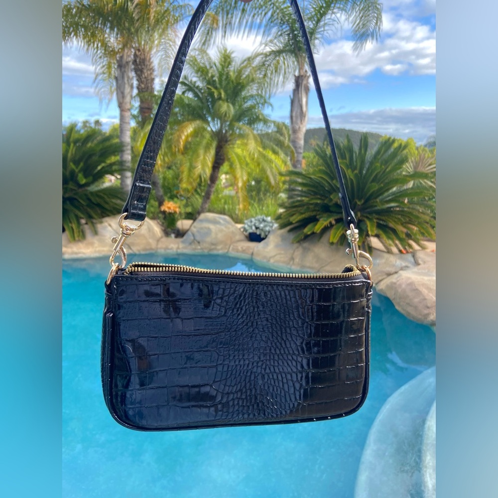 y2k black shoulder bag